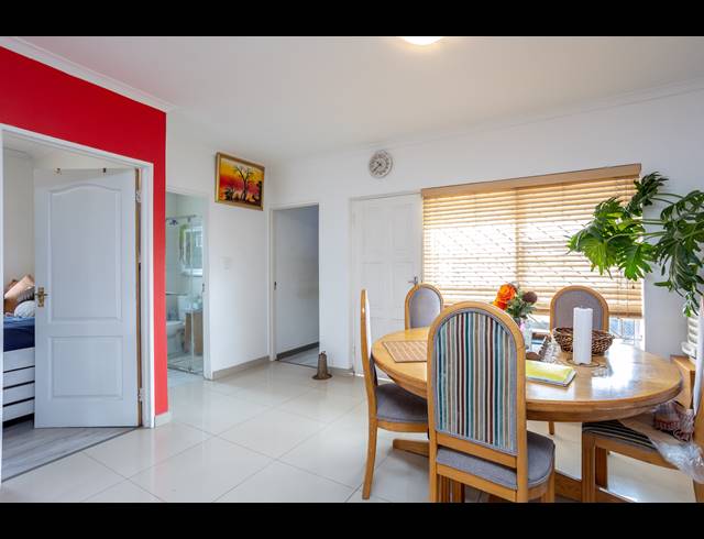 2 BEDROOM FREESTANDING RENTED IN MUIZENBERG